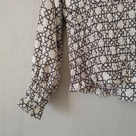 Piano Long Sleeve Blank and White Blouse Size L - Picture 7 of 9